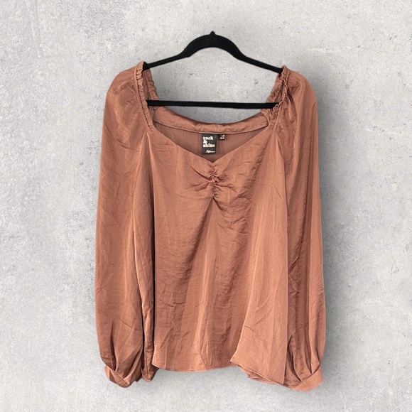 Reitmans Rock & Shine Champagne Satin Blouse Size XL - Picture 1 of 4